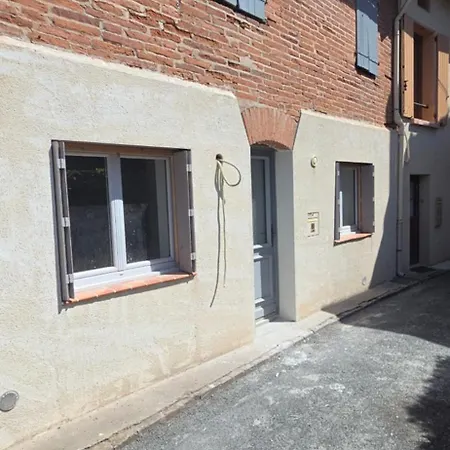 Maison Climatisee, 3 8 Personnes بيت للعطل *